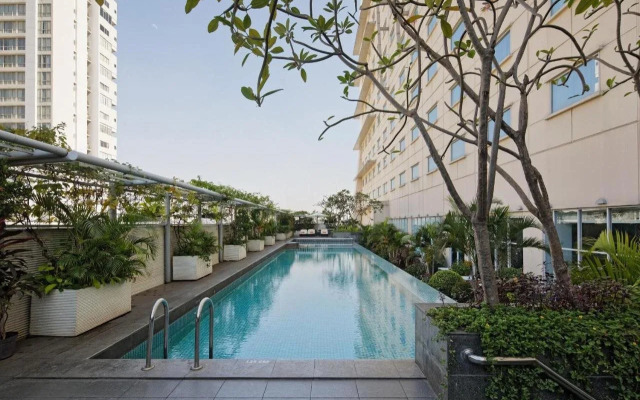 HARRIS Hotel & Conventions Kelapa Gading Jakarta