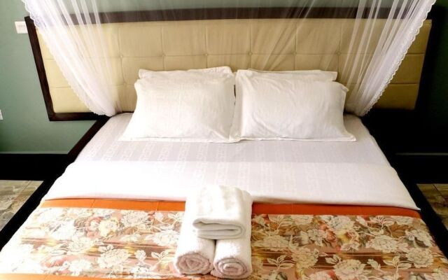 The Mansion Hotel