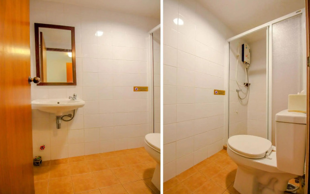 Super OYO 484 Pannee Residence Khaosan (Sha Plus)