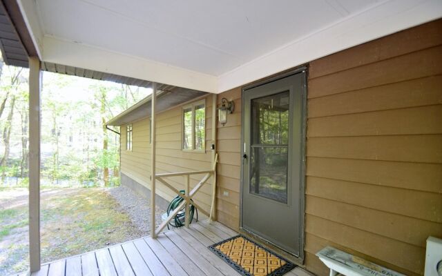 Chesnutt Cabin on the Cacapon River