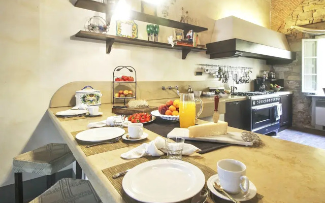Appartamento Mari by Vacation in Lucca