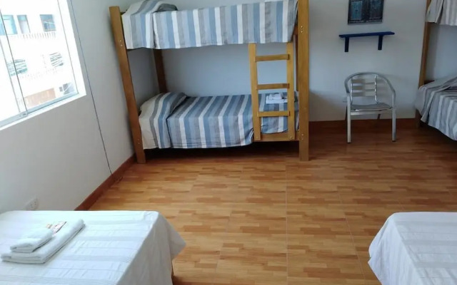 Punta Huanchaco Hostel