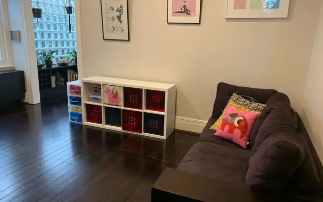 Family House Close to Bondi Beach and Shops