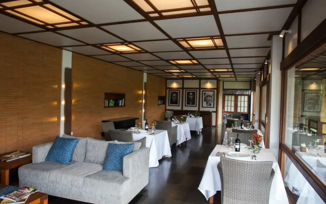 Suarapura Resort and SPA
