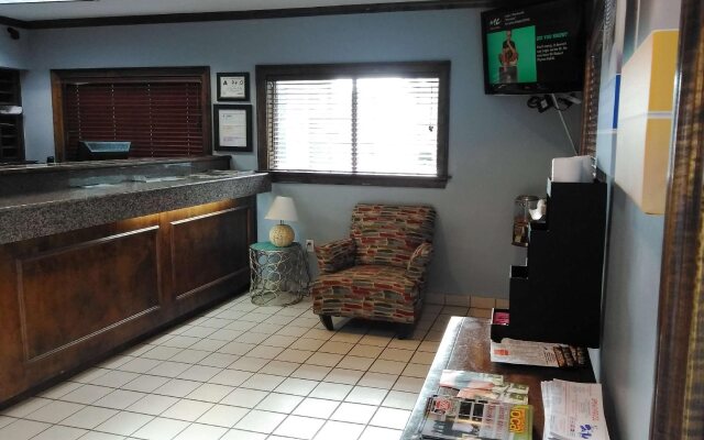 Motel 6 Greensboro, NC - I-40