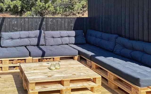 6 Person Holiday Home in Oksbol