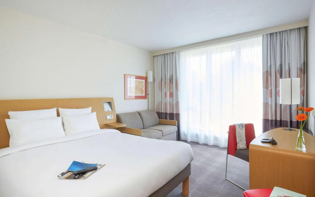 Novotel Lens Noyelles