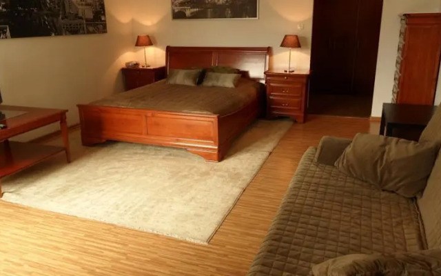 Premium Place Obrzeżna