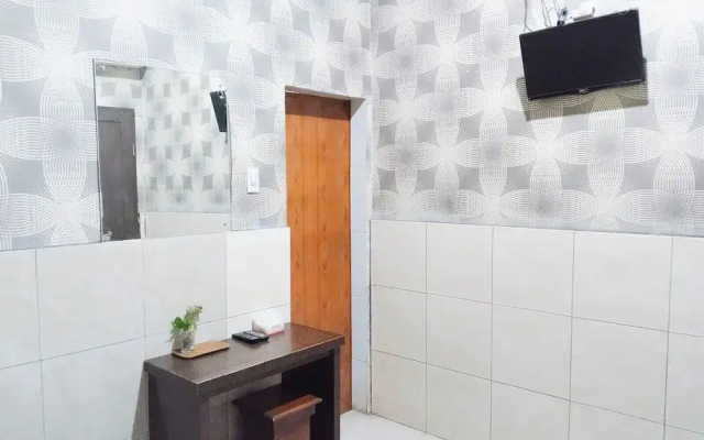 Hotel Labuhan Raya