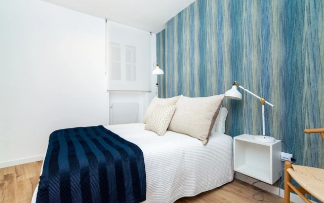 Boho-Chic Santos Apartment: Industriais 7