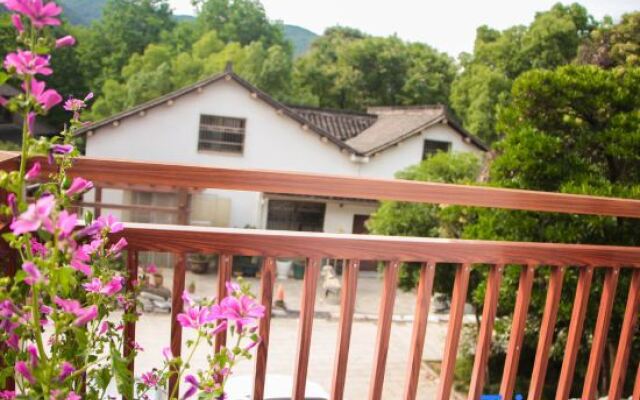 Xihu Qi'an Homestay