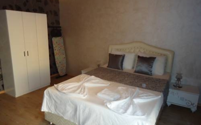Feridiye 93 Suites
