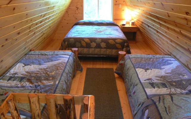 Smoky Bear Ranch Bed & Breakfast & Cabins