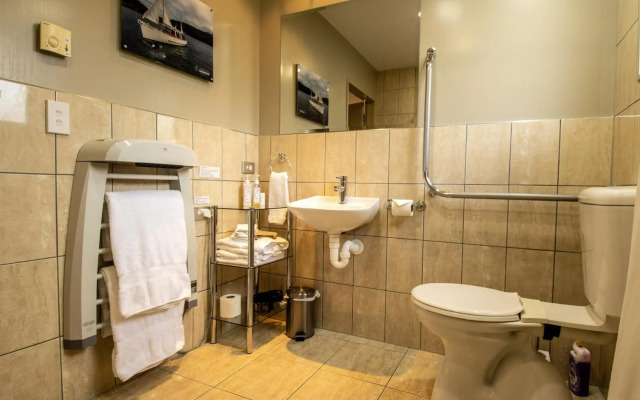 Blue Ridge Studios and Bed & Breakfast