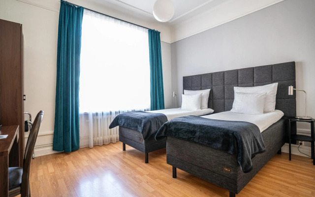 Queen's Hotel by First Hotels