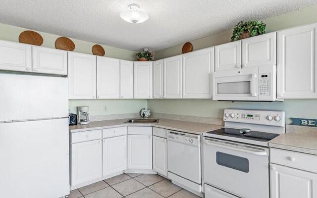 Estero Beach & Tennis Club 502b Condo