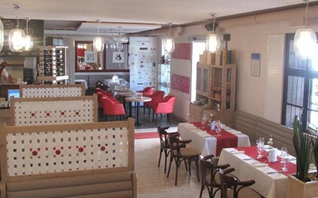Riviéra Rooms Vendégszobák