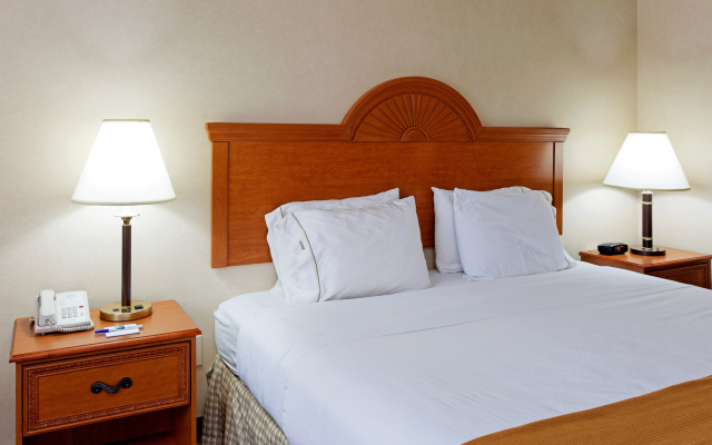 Holiday Inn Express Hotel & Suites Sylacauga by IHG