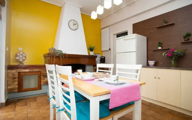 Electra s 2-bedroom Apt-convenient Location Patra