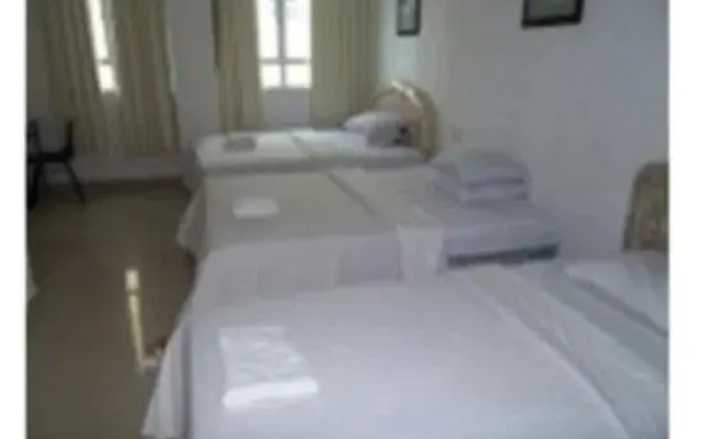 OYO 90494 Sam Huat Hotel