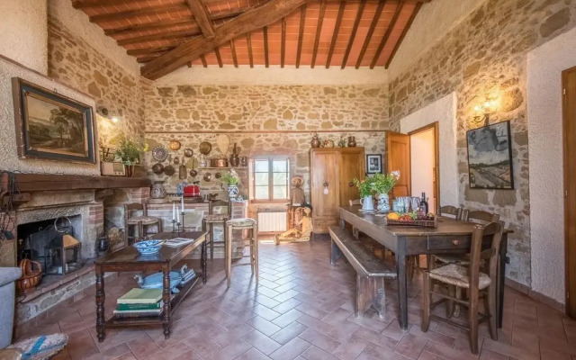 Nice Home in Siena With 1 Bedrooms and Wifi