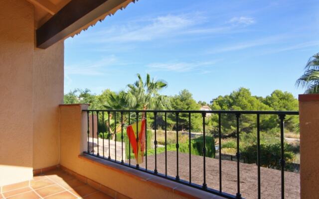 Bungalow - 3 Bedrooms with Pool and WiFi - 104996