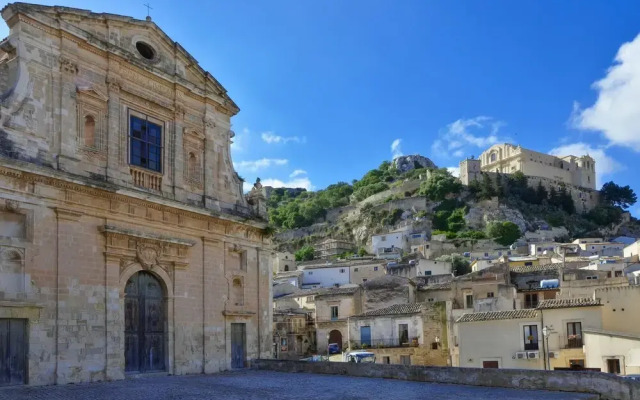 Amazing Home in Scicli With Wifi and 2 Bedrooms