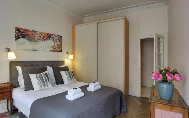 Short Stay Apartment Saint-Honore