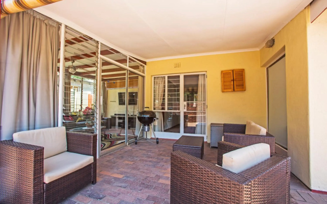 Chalet no. 2 Petunia