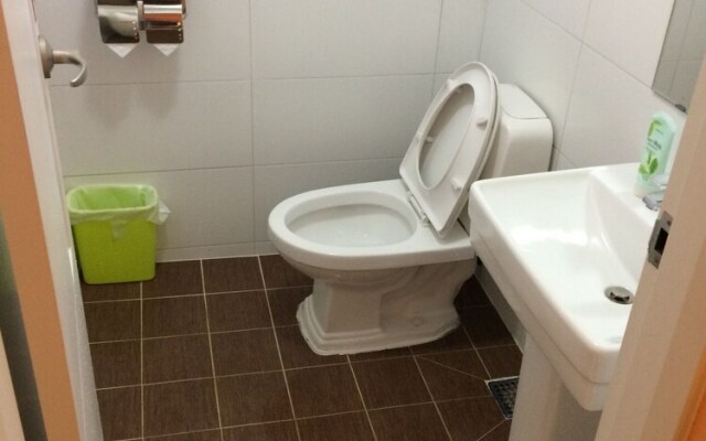 Sunny-Hunny Guesthouse - Hostel