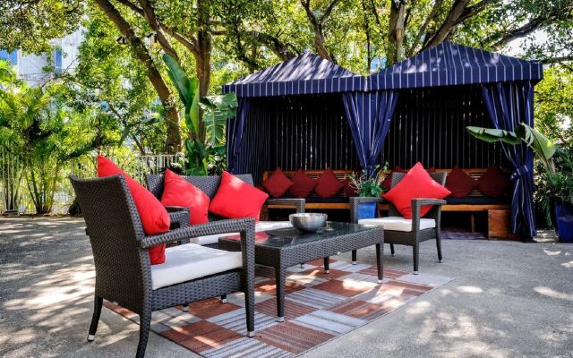 Tradewinds Apartment Hotel