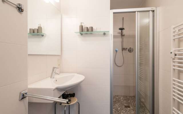 Luxurious Apartment in Furth With Pool