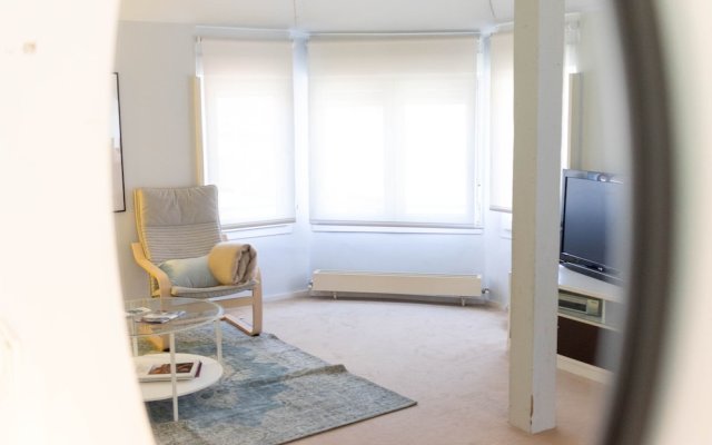 Areeta Cozy Apartment With Parking By Aston Rentals