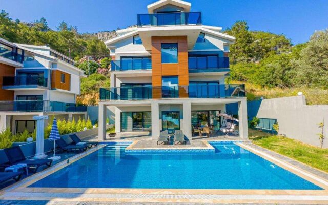 Göcek Marin B 4+1 Villa, Özel Havuzlu