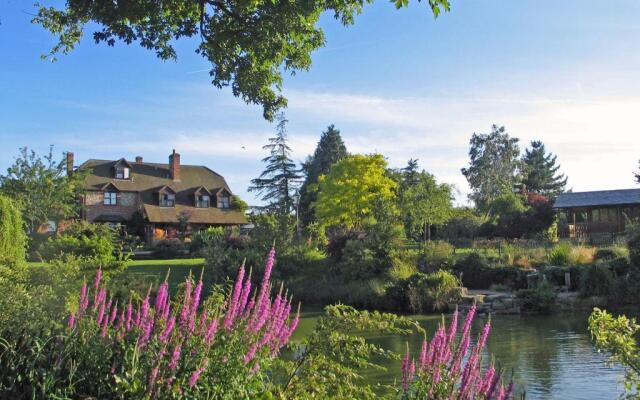 Lakeside Town Farm