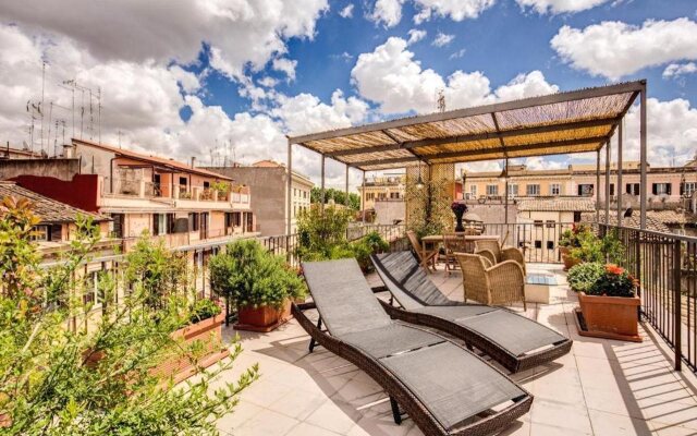 Trastevere Attic with private terrace