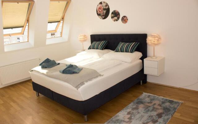 Wonderful Penthouse with stunning Terrace DG1 QS12