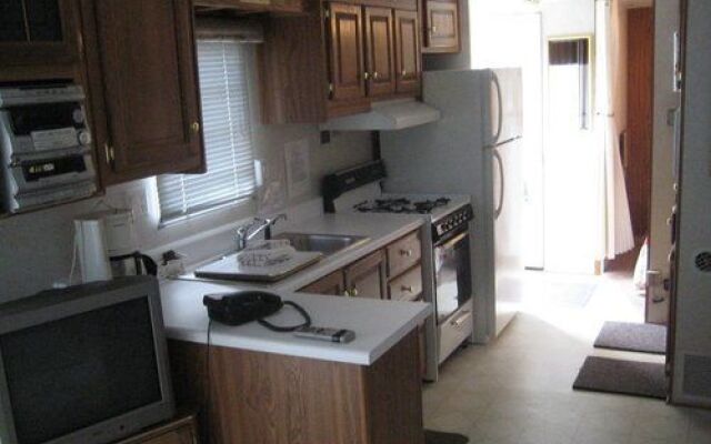 Twin Rivers Motel & RV Park