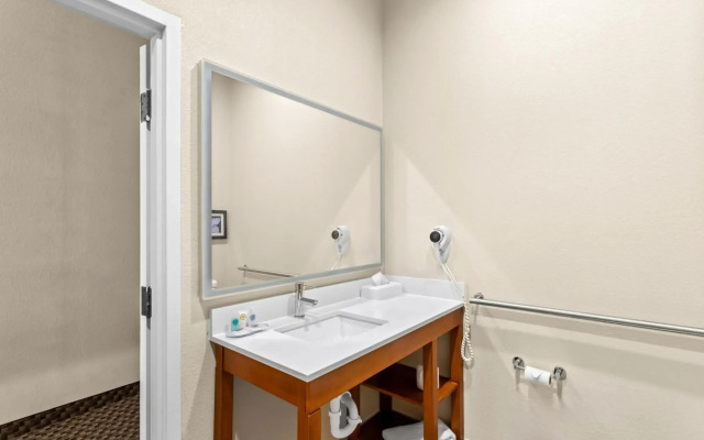 Comfort Inn & Suites Grenada