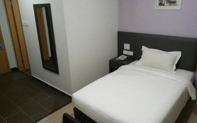 MJ Hotel
