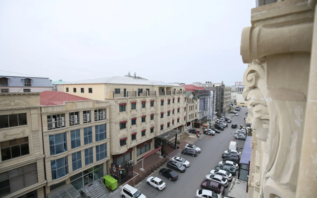 Altus Hotel Baku - Free Massage