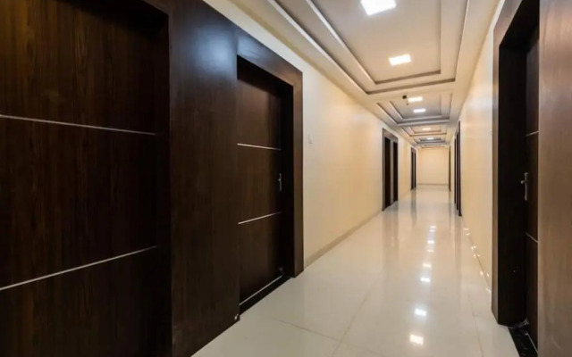 Hotel Tirupati Palace