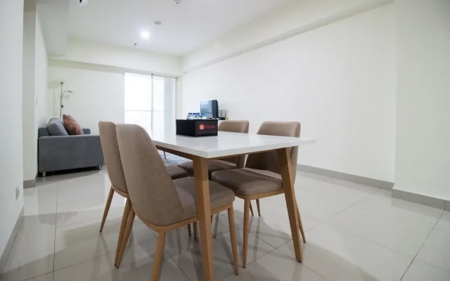 2 BR Best in Kelapa Gading Sherwood Apartment By Travelio