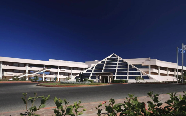 Pharaoh Azur Resort