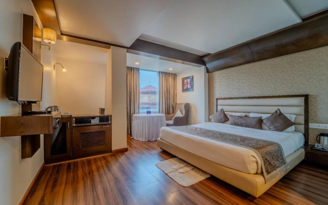 Hotel Aditya Park Regent – Guest Rooms – Jaipur