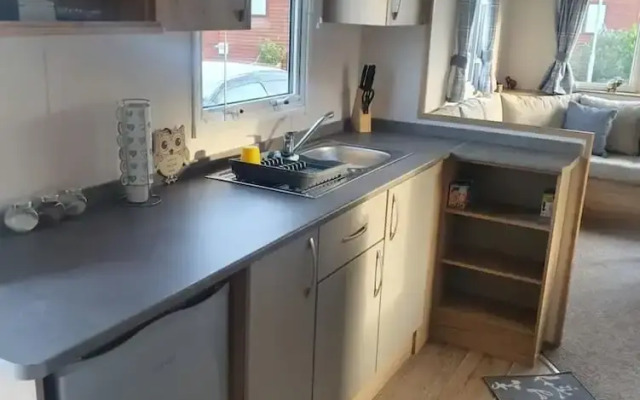 Cosy Hottub Caravan Retreat in Lincolnshire