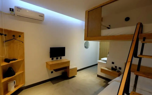 DaLi Villa Stanti Youth Travelling Hotel