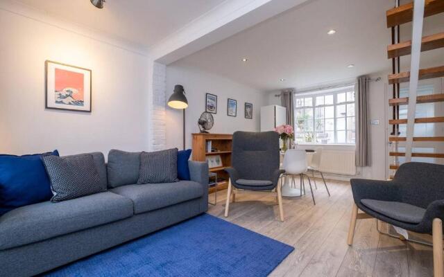 Bright, Spacious & Modern North Laine Cottage