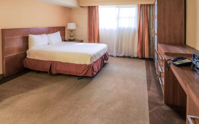Motel 6 Phoenix, AZ – Sky Harbor