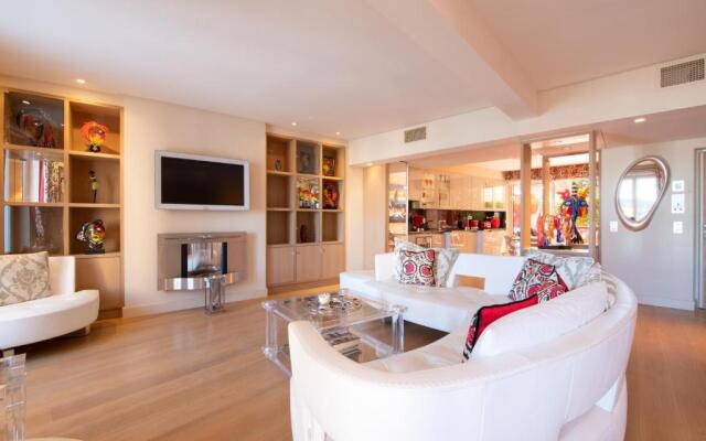 RARE! Appartement, 100m2, Climatisé - Port de Saint-Tropez